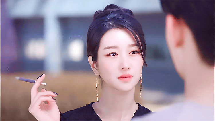 提名《虽然是精神病但没关系》女主高文英