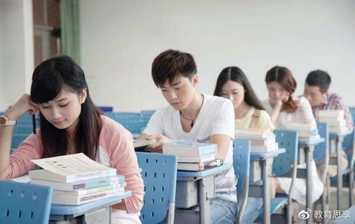 “逆向考研”走红,名校大学生求学深造,为何选择“双非院校”?