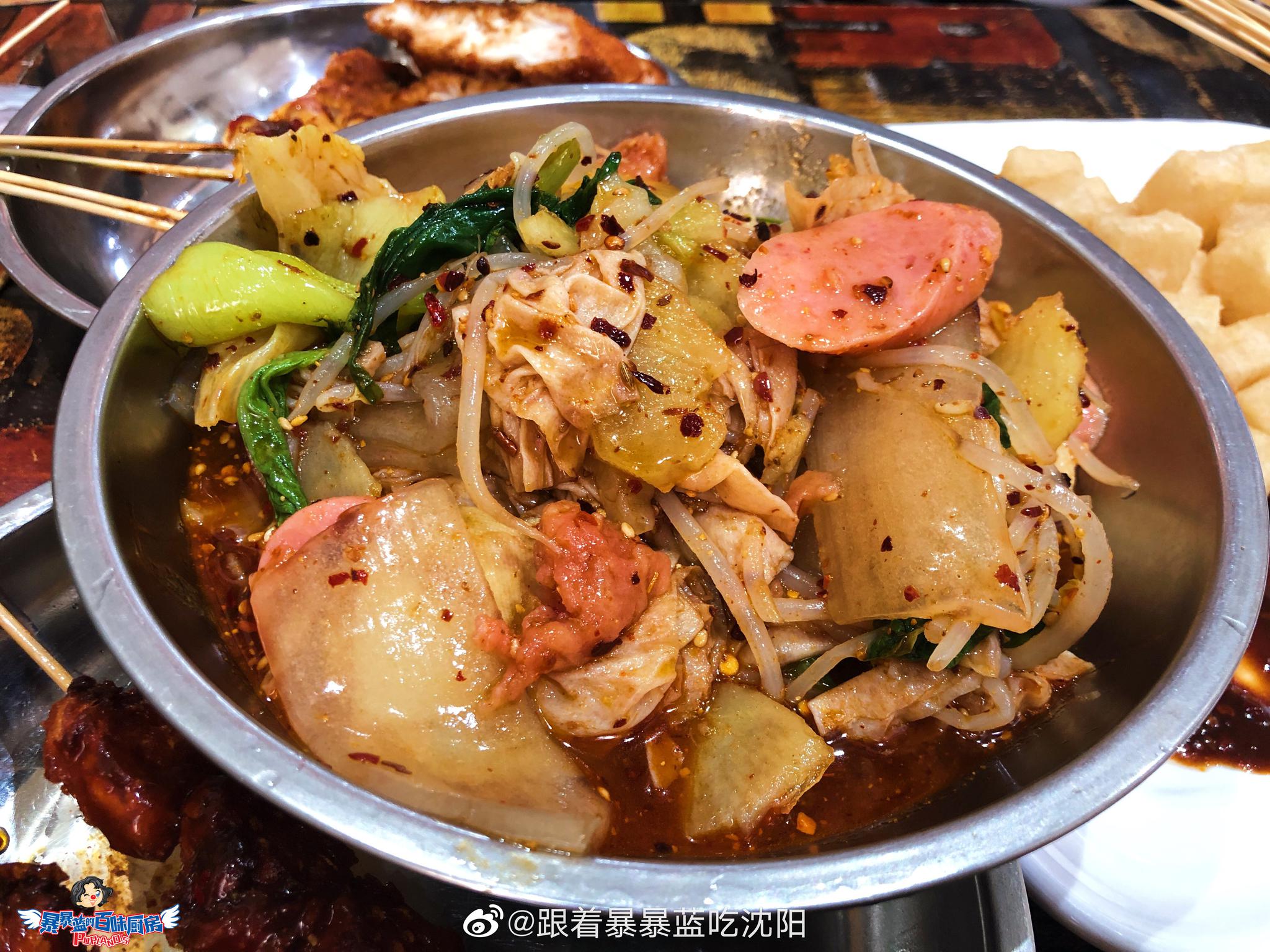 体验过麻辣拌带来的酣畅,只算是成为了一名合格的抚顺打卡游客