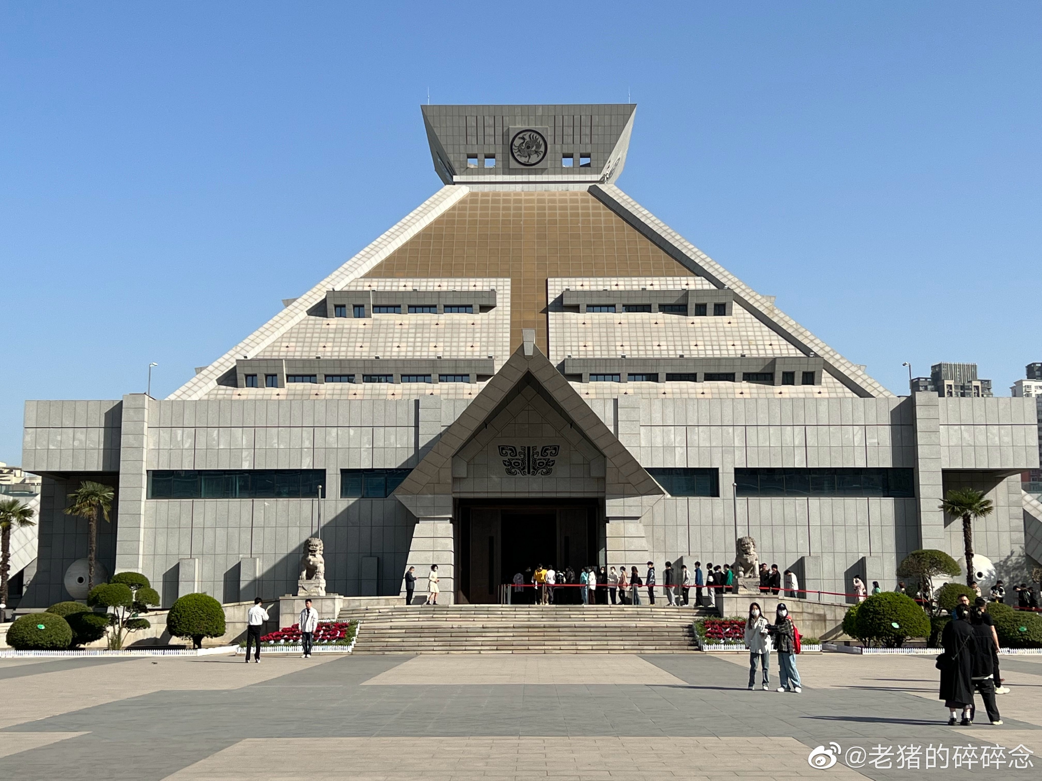 我的天呐,河南博物院也忒厉害了,重量级文物多到眼花缭乱