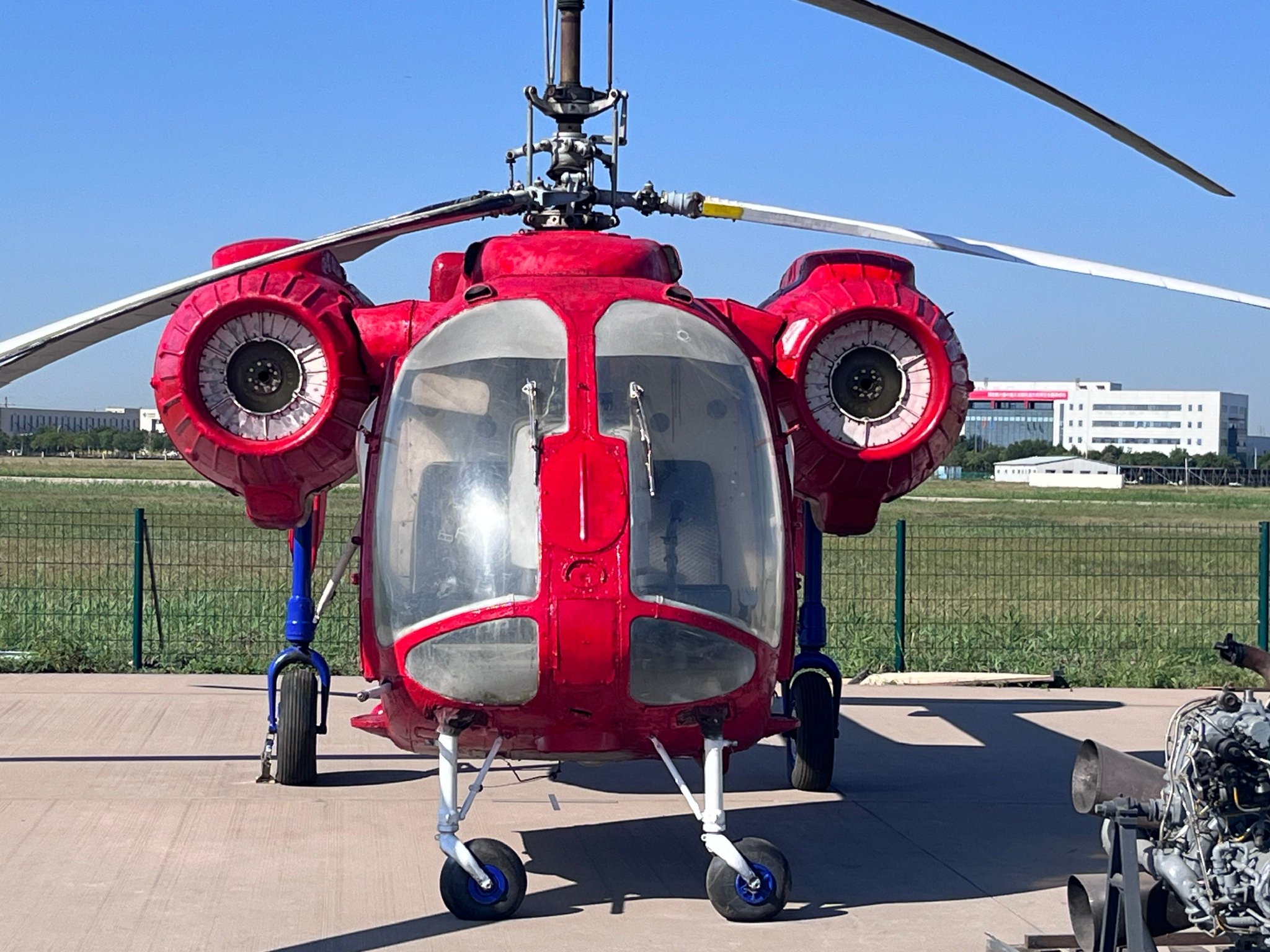 卡-26双发共轴直升机