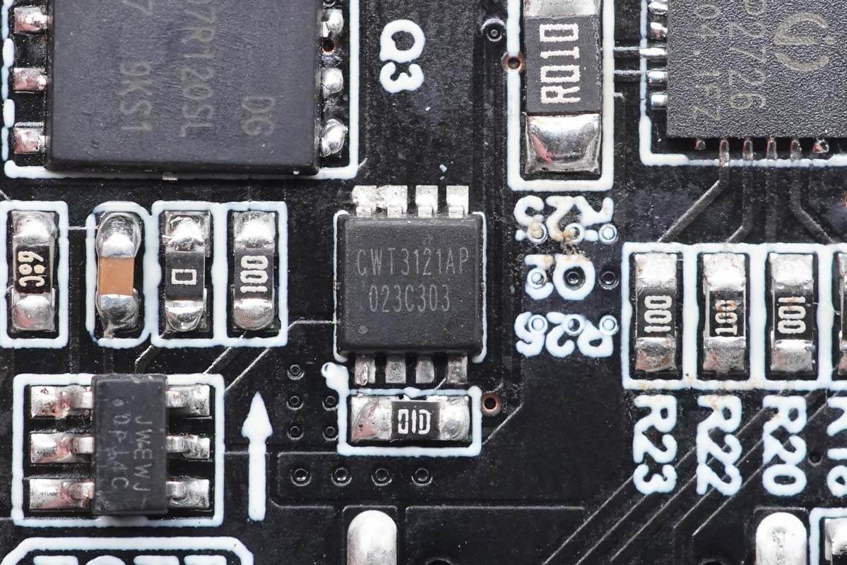 拆解报告:remax迷你30w pd快充氮化镓充电器ry-u30a__财经头条