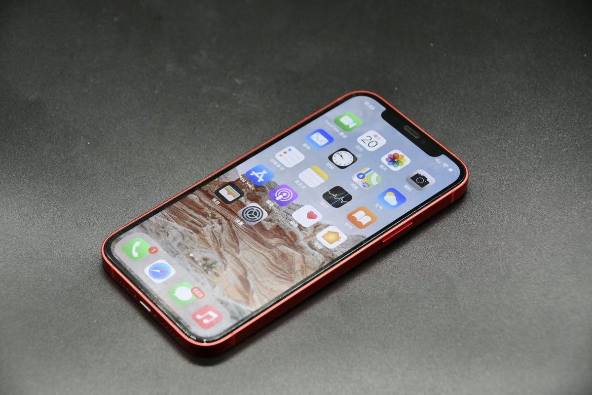 跌价1100元iphone12重回低价华为mate40pro首当其冲