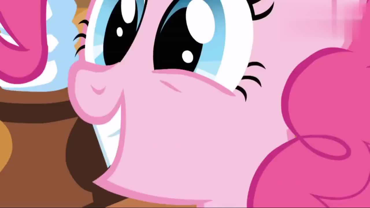 小马宝莉为吉尔达办的欢迎宴会好多捉弄人的机关好有意思啊