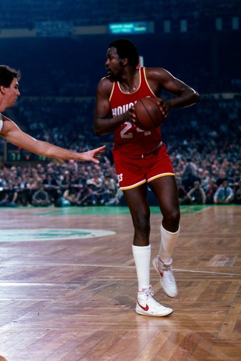 摩西马龙生涯十大比赛进攻篮板之王