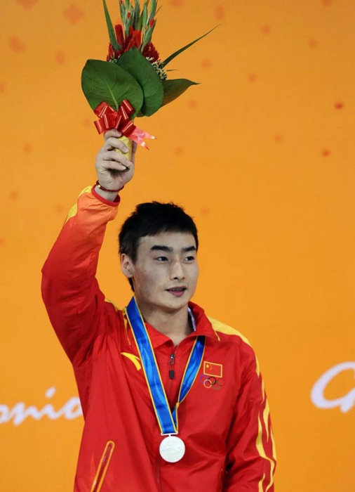 第三棒火炬手:秦凯