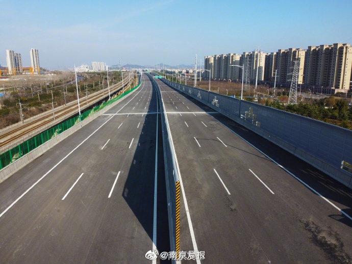 邳州疏港公路图片