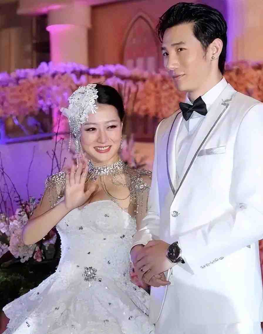 白冰:从“京城四美”沦落到36岁单亲妈妈,她经历了什么?