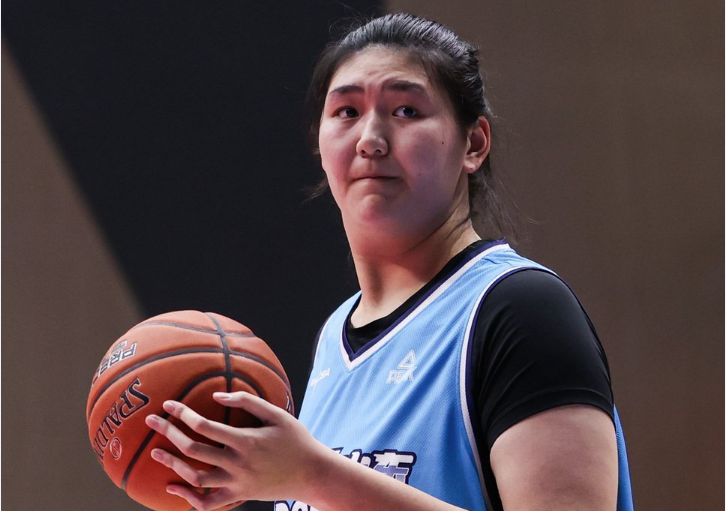 张子宇5分46秒生涯新低，武桐桐22+11率新疆逆转 山东3连胜终结|女篮|山东队|新疆女篮|WCBA|北京女篮_新浪体育_新浪新闻
