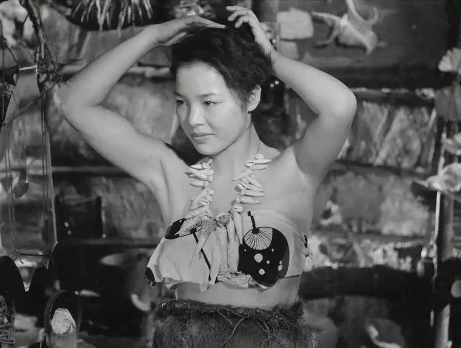 拥有32个面首的女人蜂王