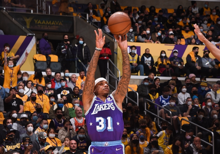 场均9分，可怜之人必有可恨之处！湖人做选择，你不适合搭档老詹休闲区蓝鸢梦想 - Www.slyday.coM