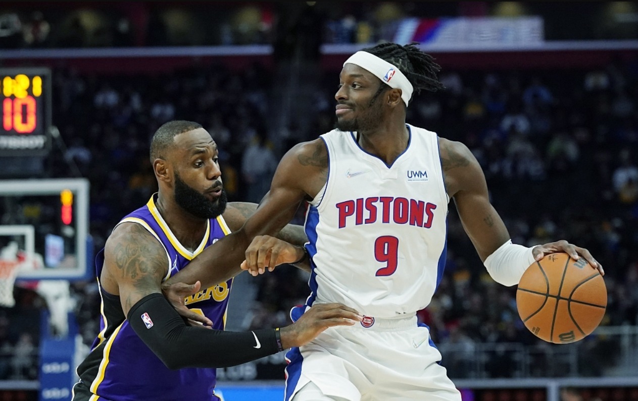 打人有意、伤人意外,官方通告:詹姆斯生涯首次禁赛,赛后想道歉休闲区蓝鸢梦想 - Www.slyday.coM 打人有意、伤人意外,官方通告:詹姆斯生涯首次禁赛,赛后想道歉休闲区蓝鸢梦想 - Www.slyday.coM