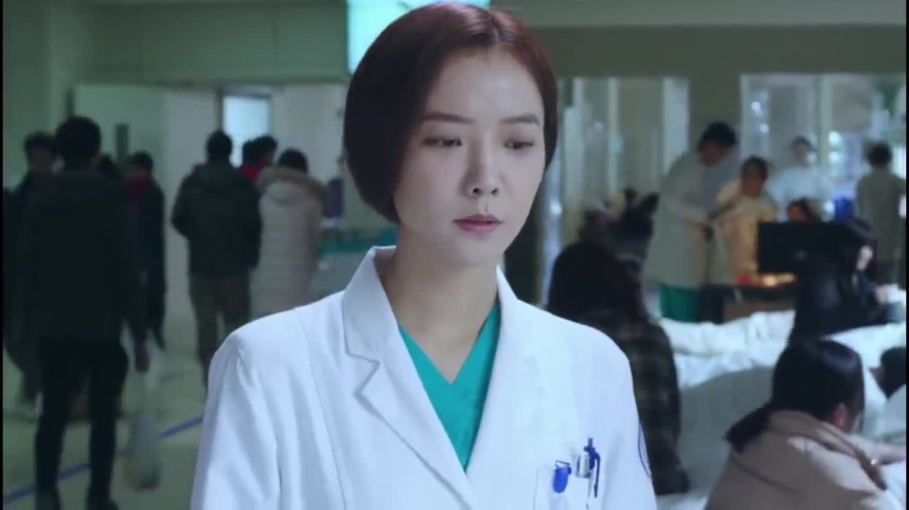 急诊科医生锥子终于跟晓琪说真话我没有偷东西他们才是小偷