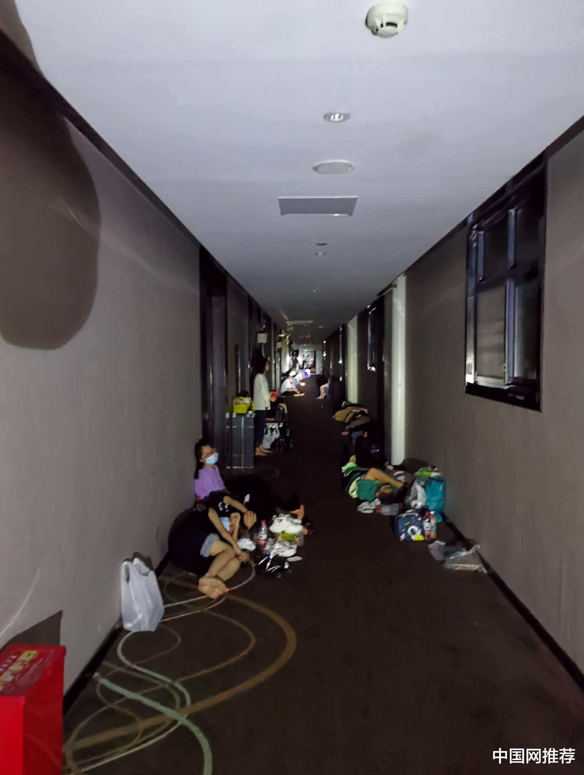 被罚50万!郑州希岸酒店"趁雨涨价",一间房的价格2000多