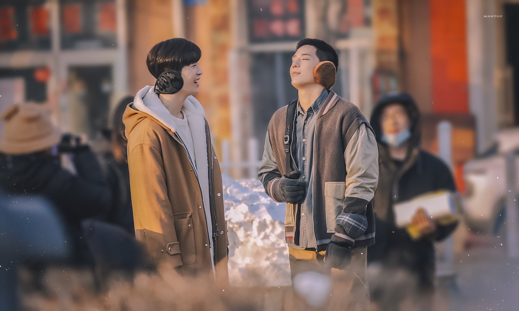 左肩有你杀青大吉,距离播出又近了一步,这个氛围感yyds