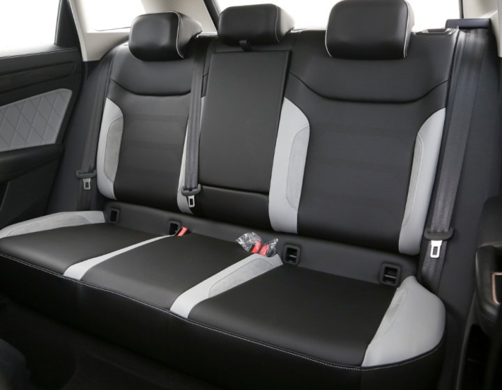 全车黑化，配置升级，捷达VS7高光版实力如何？休闲区蓝鸢梦想 - Www.slyday.coM