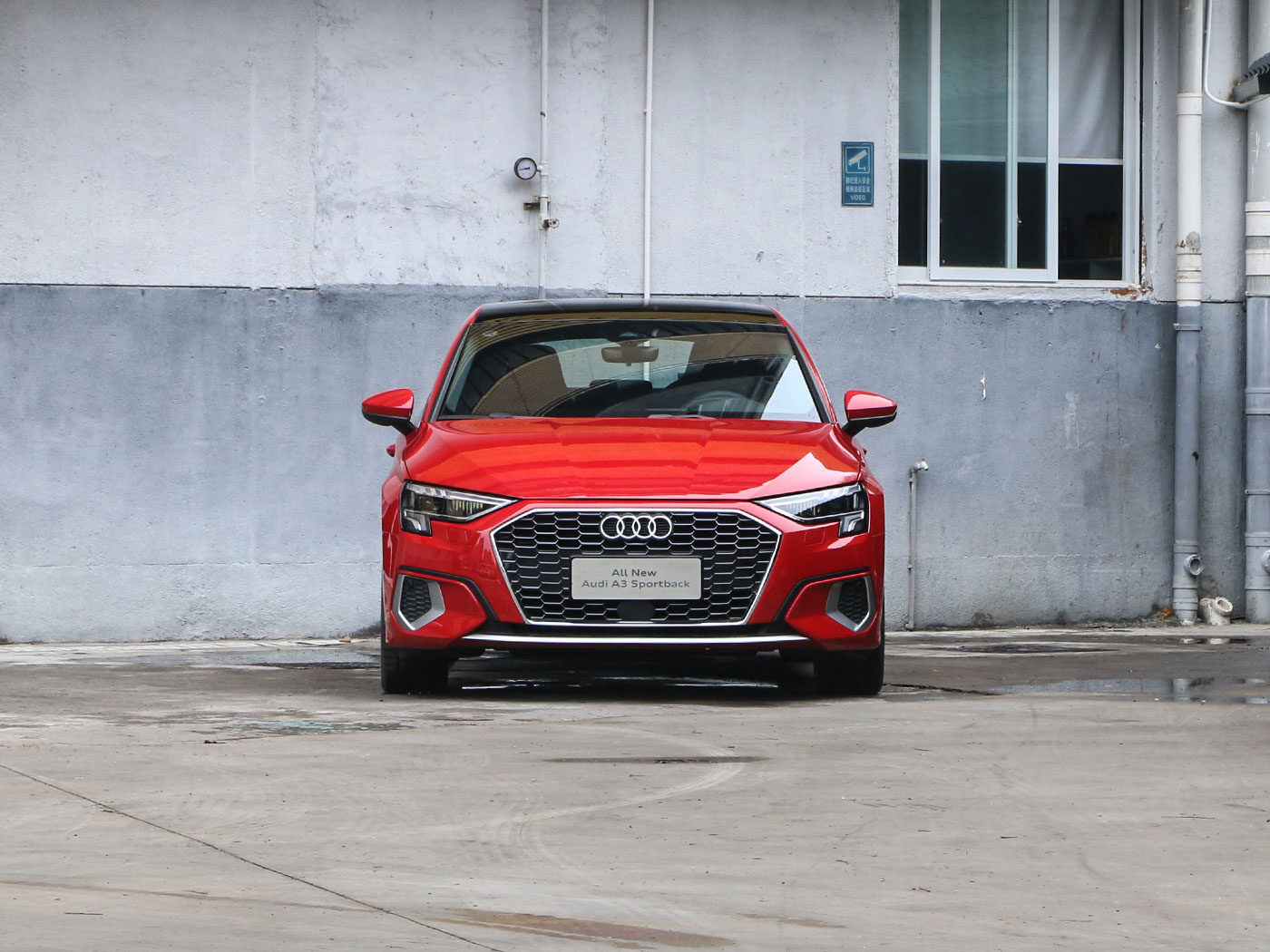 只有70万买了个入门车!对不起:我拖后腿了