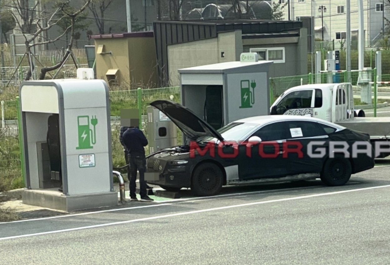 对标奔驰的韩国豪车，无人问津的捷尼赛思，能否打开中国市场