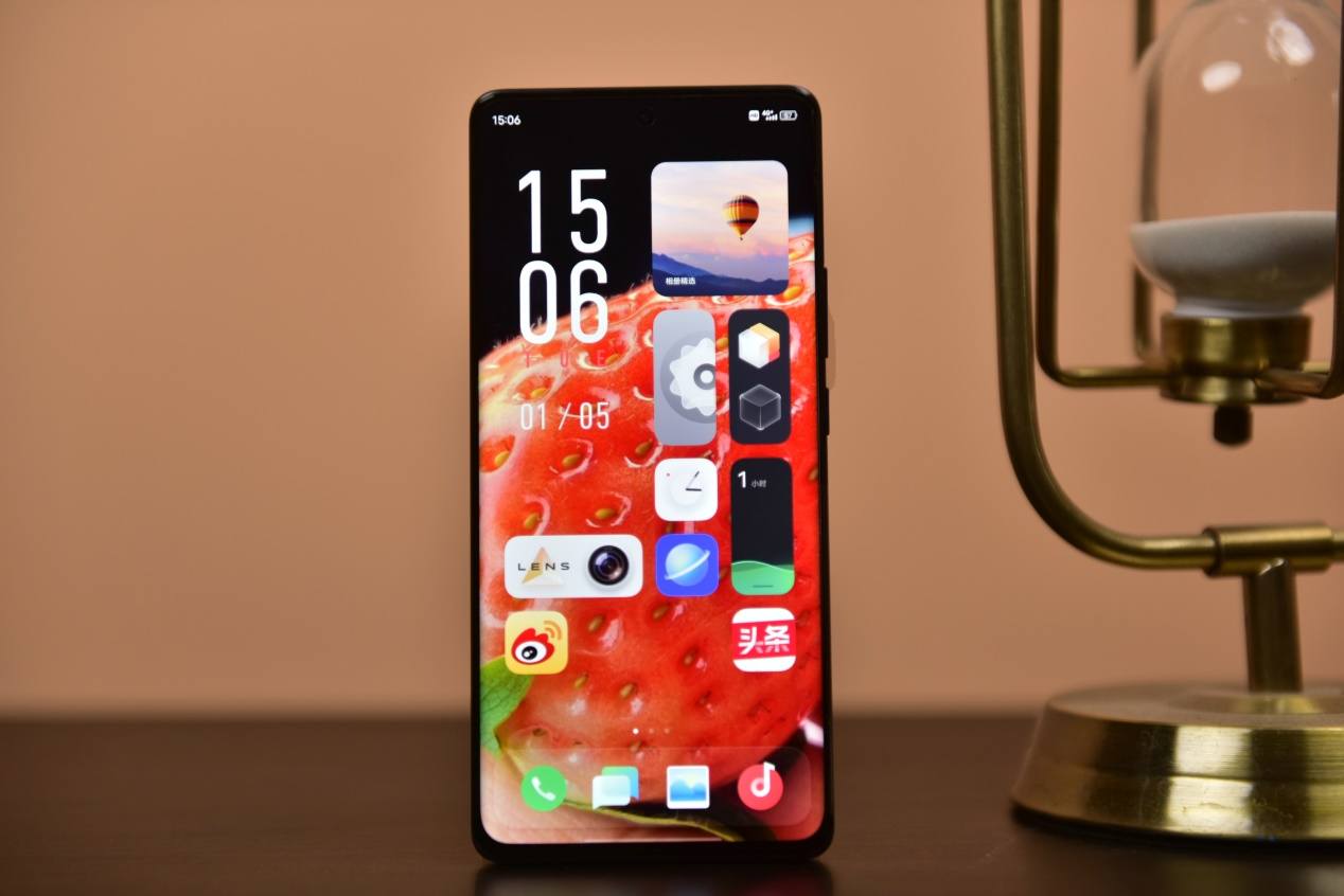 vivo X60 Pro体验:15G新内存让蔡司和OriginOS再飞一次!