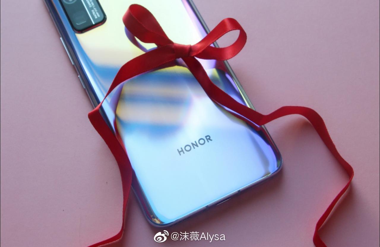 原来荣耀30流光幻境今天才上市这颜色菇娘们绝对的爱不释手