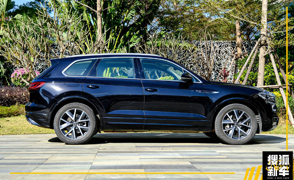 从容的奔向诗和远方试驾大众途锐30tsi锐享版