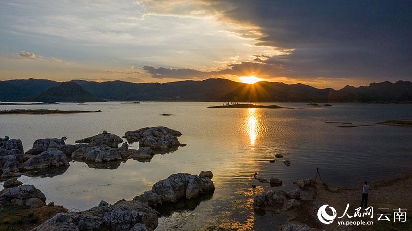 云南沾益海峰湿地盛夏风光如画(组图)|湿地|云南省|曲靖市_新浪新闻