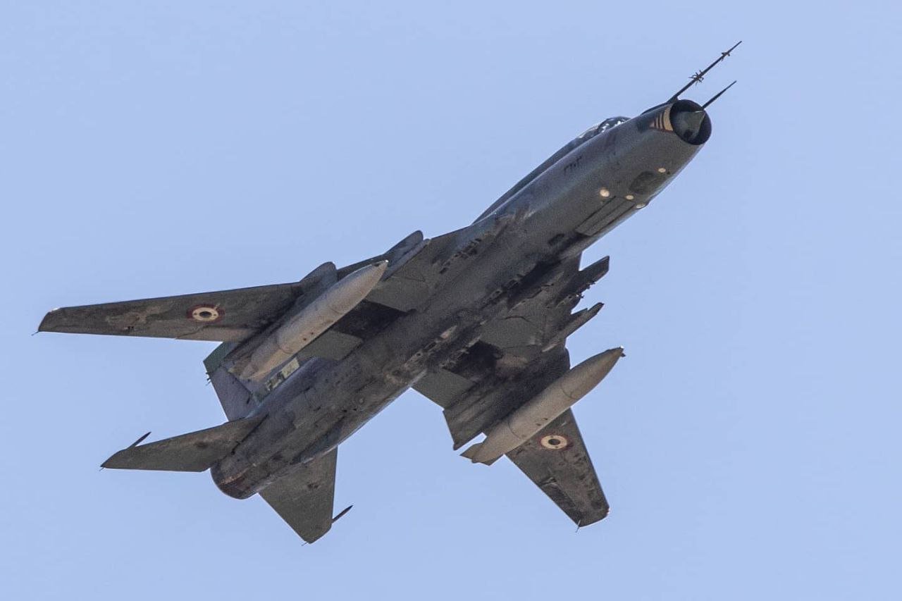叙利亚空军苏-22攻击机好图__财经头条