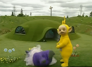 在 1997-2001 年推出的天线宝宝剧集中,这座长得像绿色帽子的青草房子