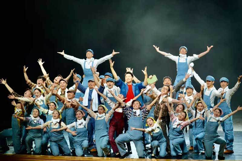 广西首部工业题材音乐剧《致青春》将在全国巡演100场