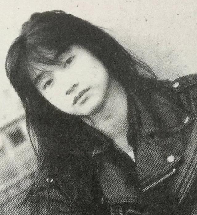 中国摇滚圈四大颜值担当现状:窦唯成邋遢大叔,3位化身宠妻狂魔|彭坦|高旗|窦唯_新浪新闻