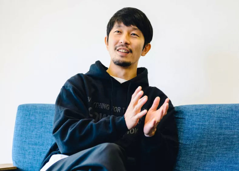 摄影的创作之路,凭借作品集《浅田家》获得了第34届木村伊兵卫摄影奖