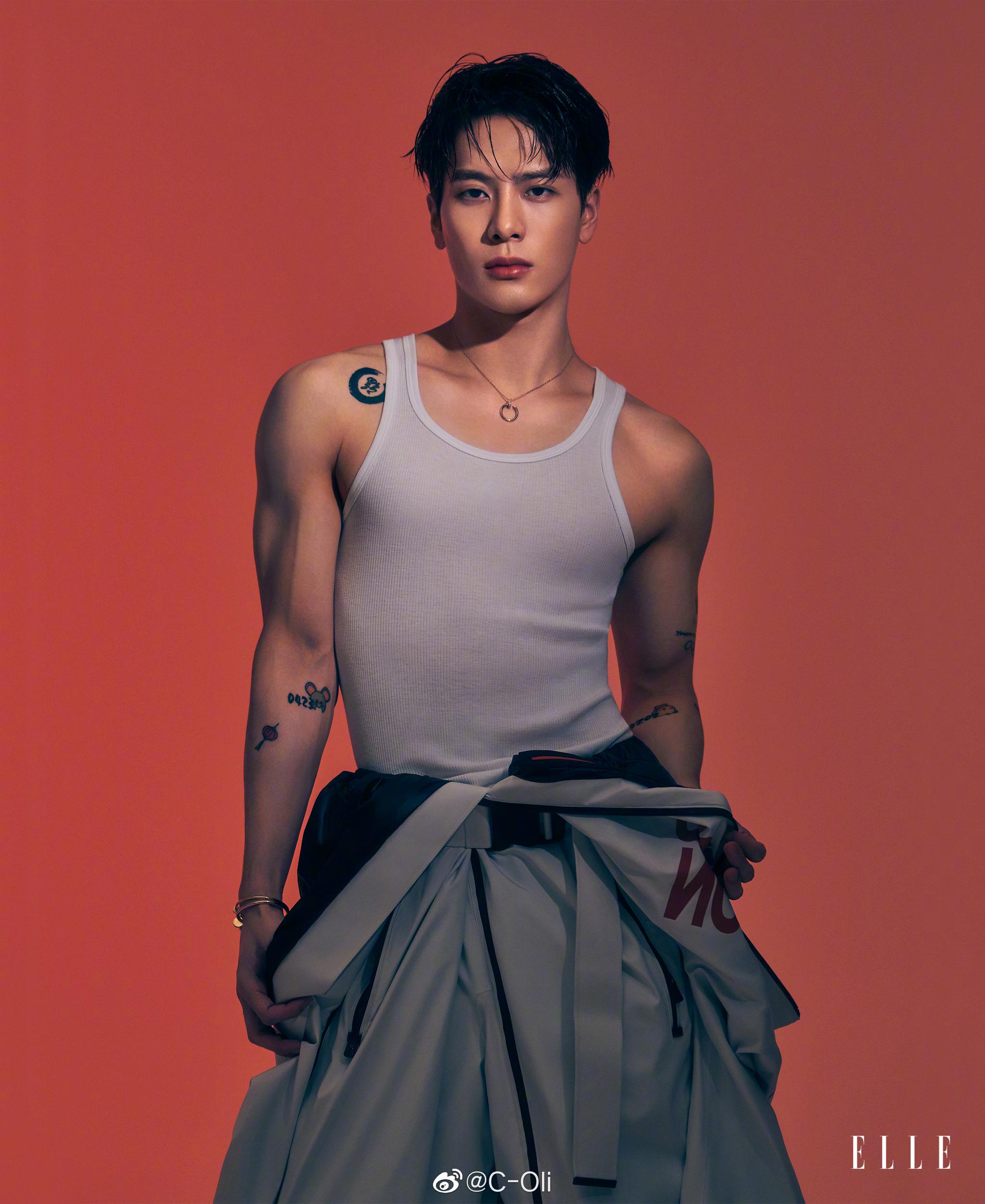 1/ 9elle singapore december 2020: @王嘉尔 by @于聪yucong