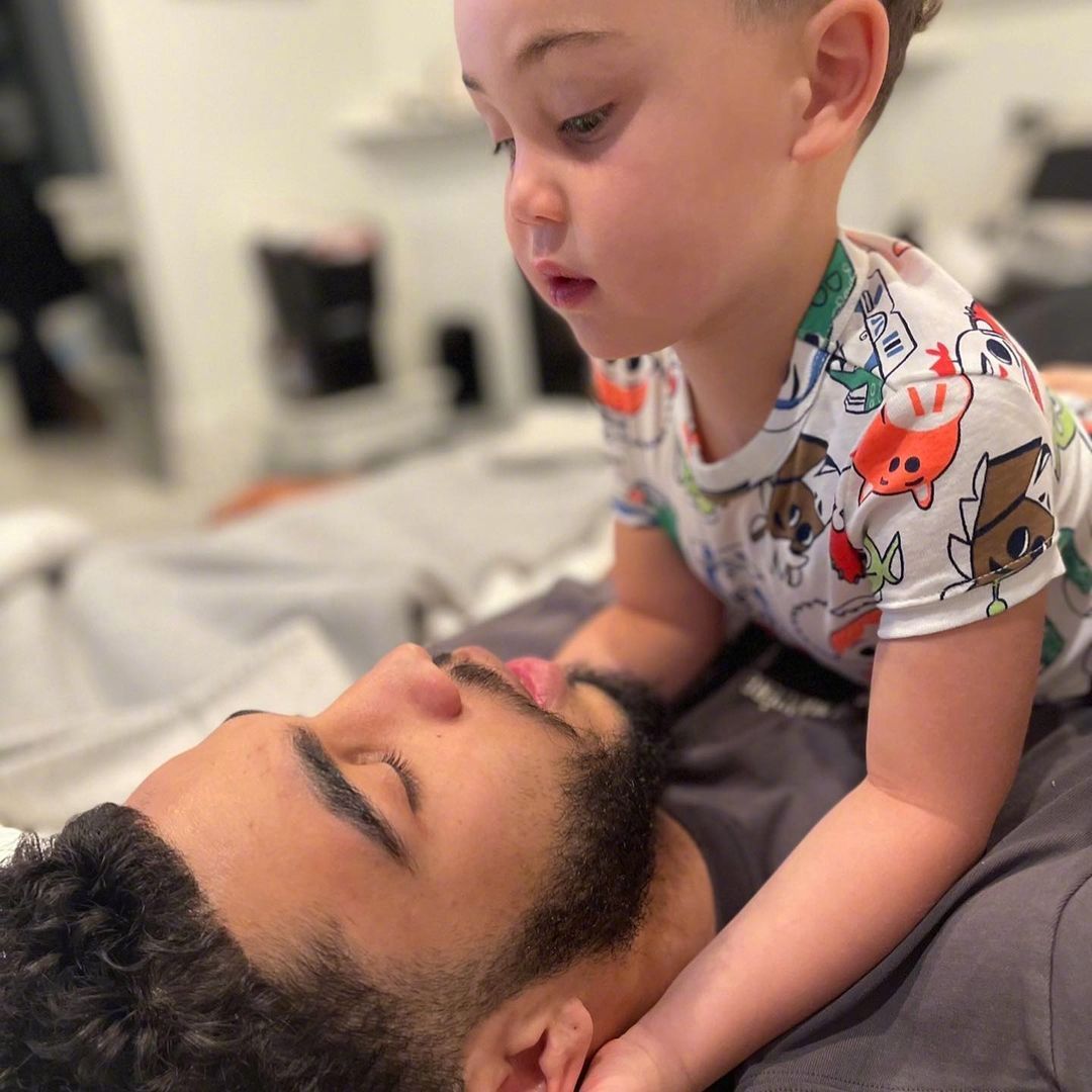 今天是塔图姆儿子deuce的4岁生日