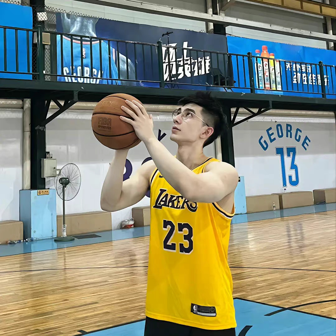 英菲尼迪越野车