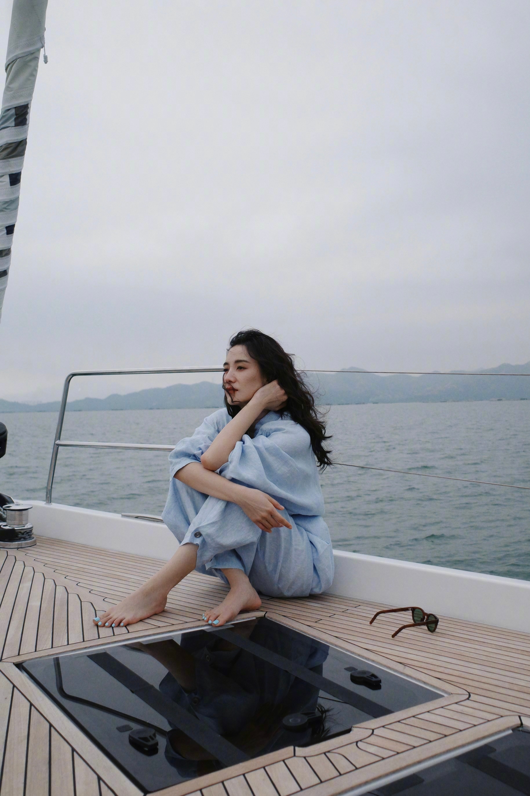 宋佳游艇随拍_高清图集_新浪网