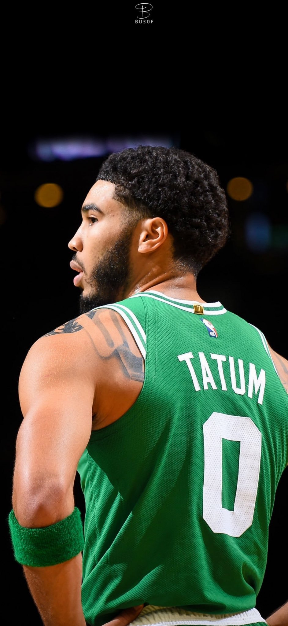 塔图姆持续高光表现助力凯尔特人锁定季后赛席位NBA赛程进入冲刺阶段