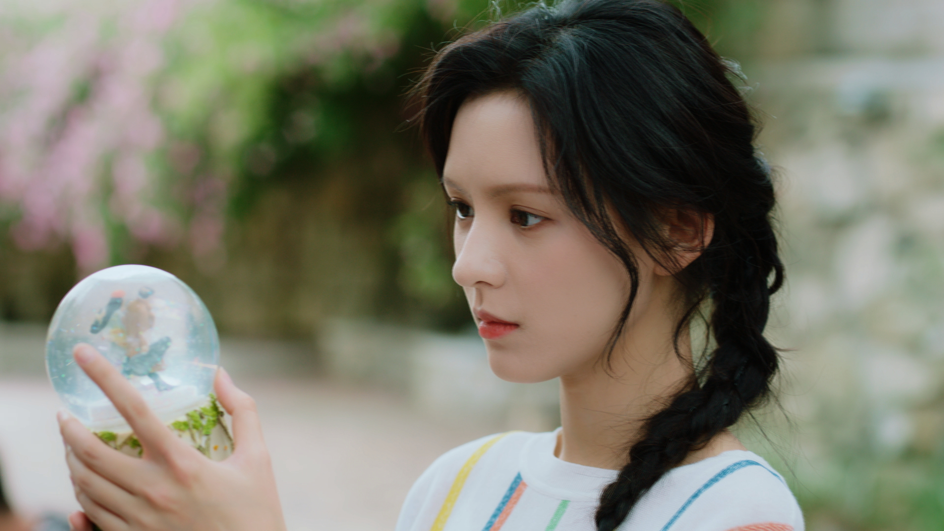 先来一波剧照解解馋想知道苏矜北周时韫更多甜蜜故事,锁定__财经头条