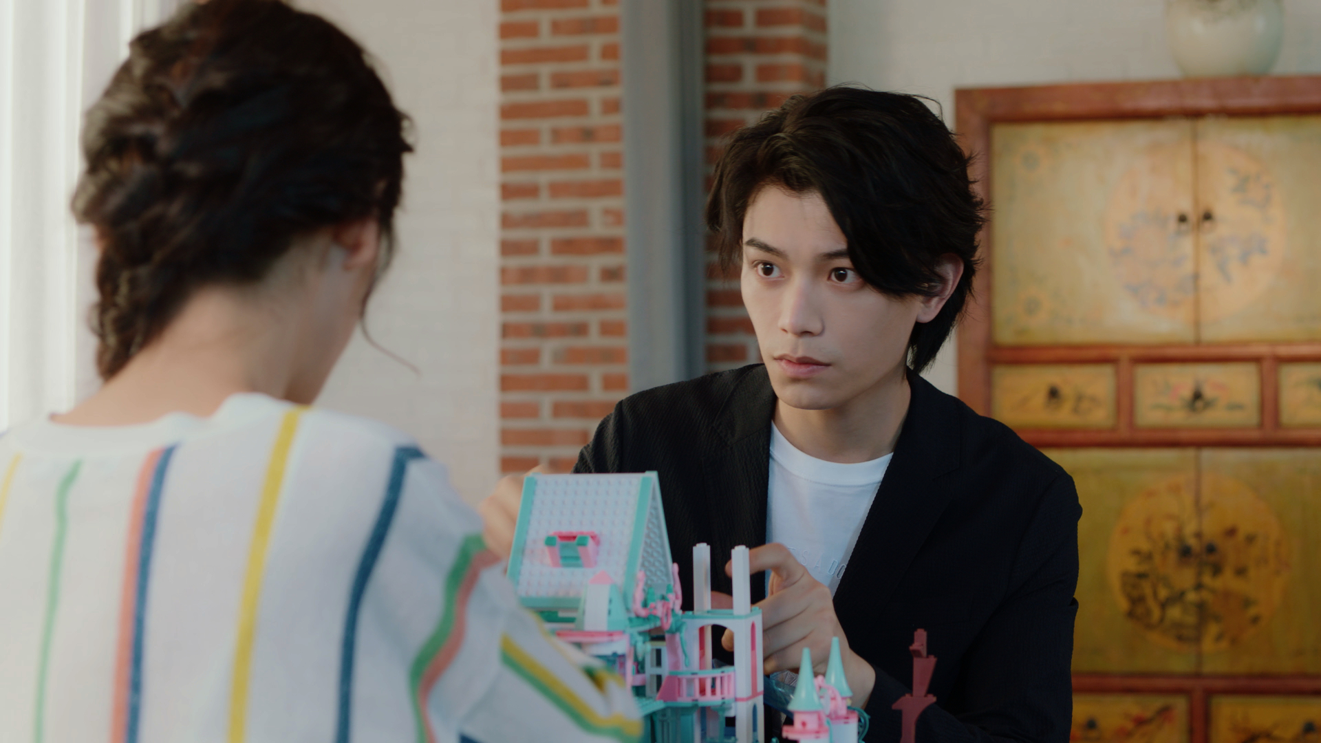 先来一波剧照解解馋想知道苏矜北周时韫更多甜蜜故事,锁定__财经头条