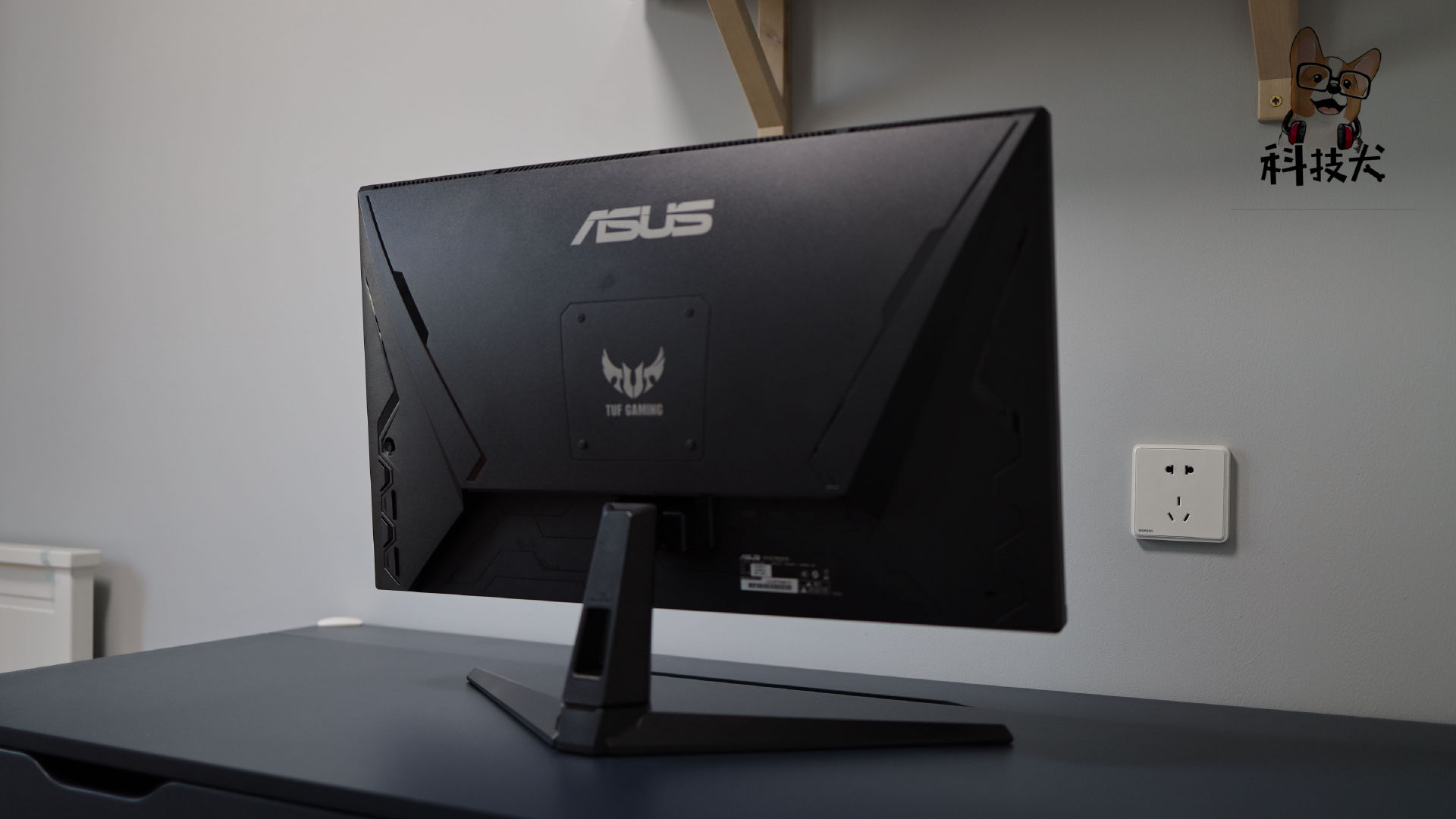 华硕电竞特工vg289q1a显示器评测:满足日常4k影像需求