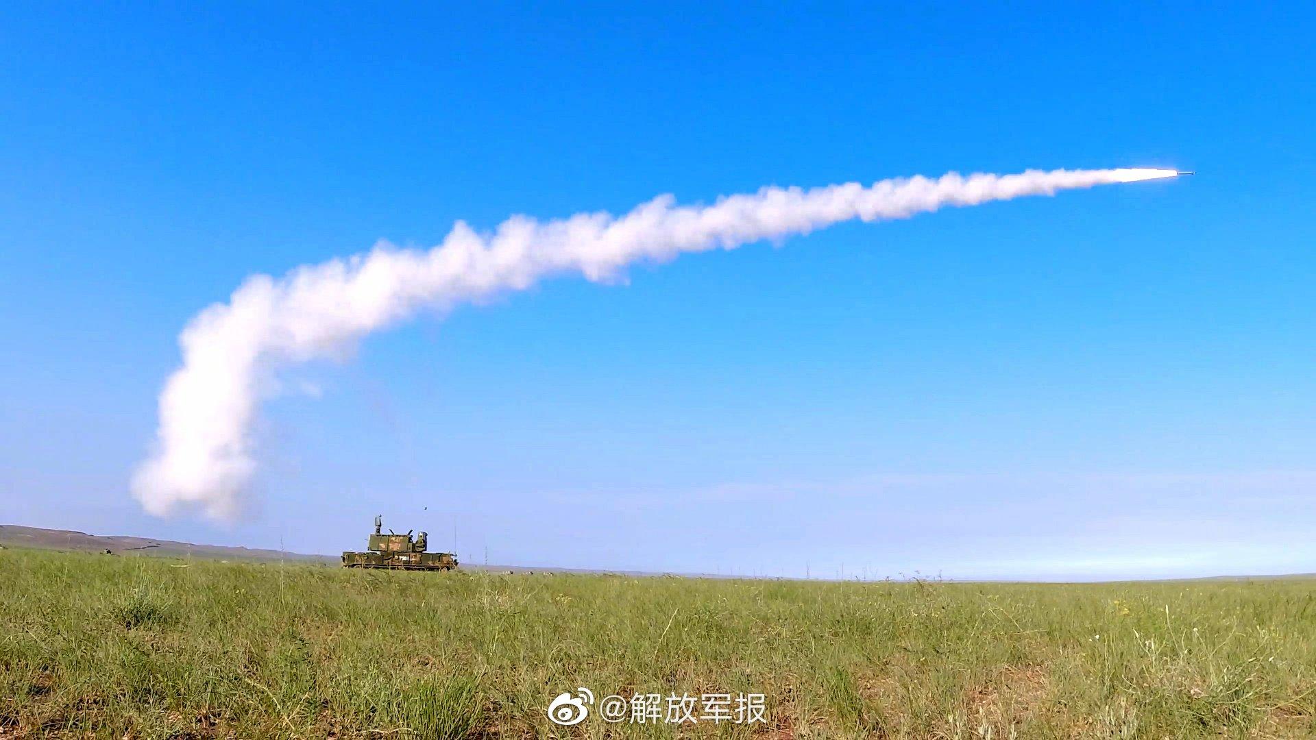 火力全开!直击防空分队跨昼夜实弹射击