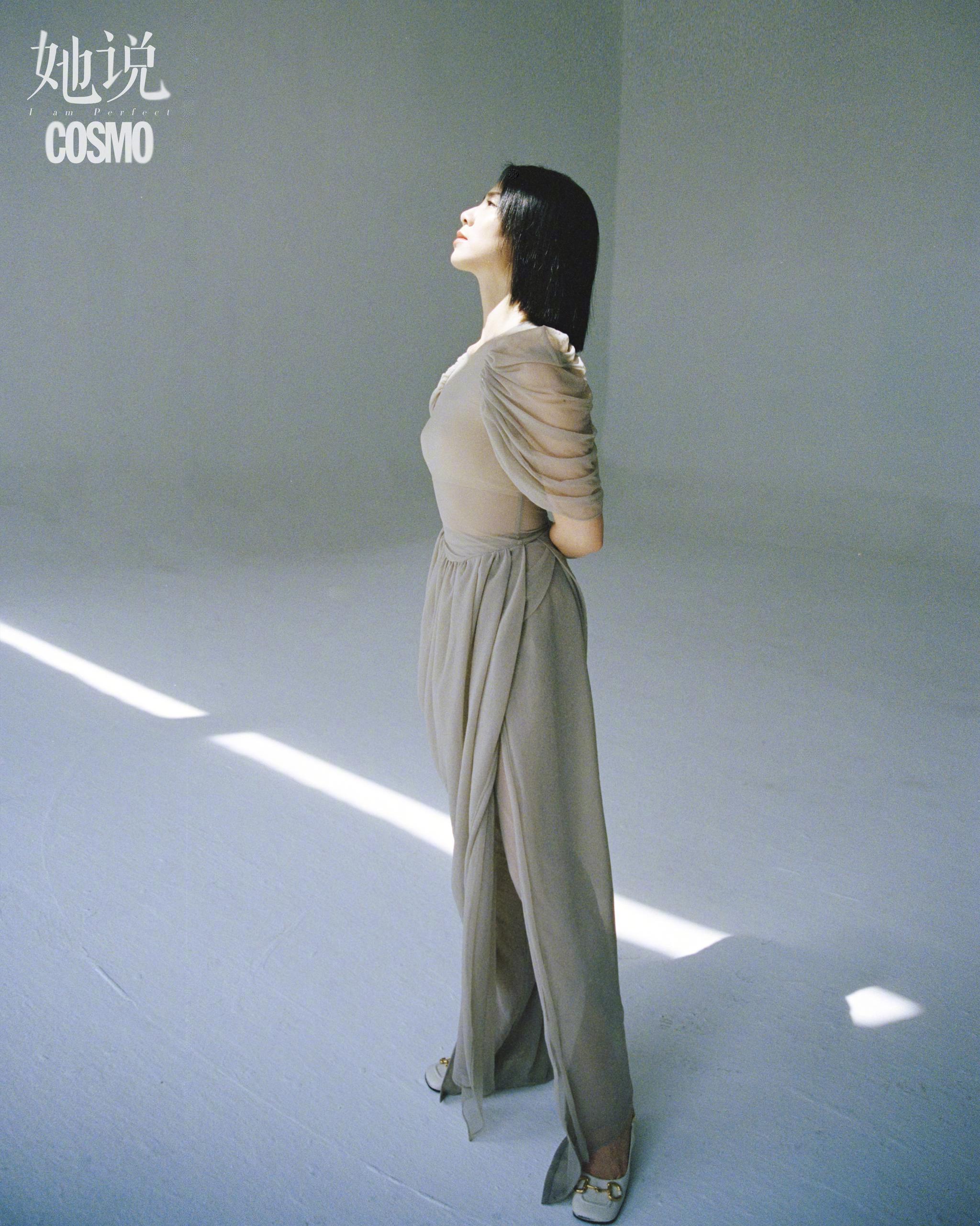 林莹摄影:述禾 @述禾策划:赵梦瑶艺人统筹:金璐总监制:于梦菡rebecca