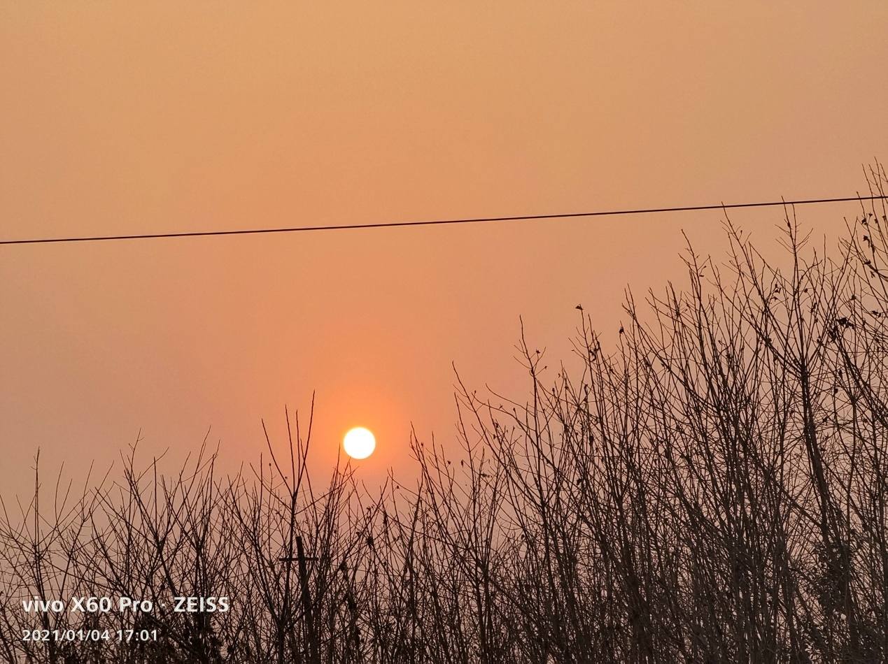 vivo X60 Pro体验:15G新内存让蔡司和OriginOS再飞一次!