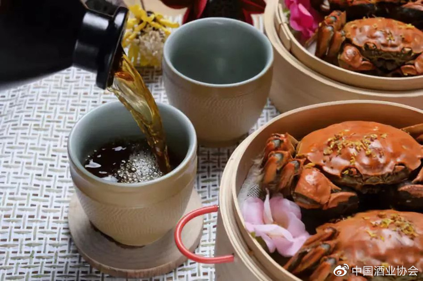 秋信晚来迟,细酌一壶春__财经头条