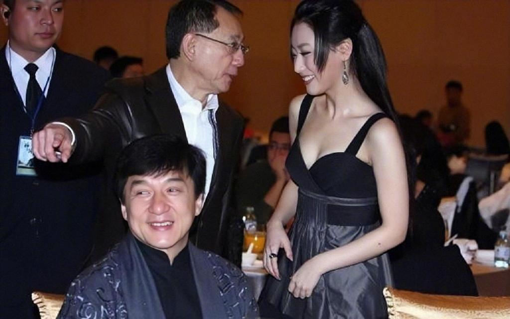白冰：从“京城四美”沦落到36岁单亲妈妈，她经历了什么？