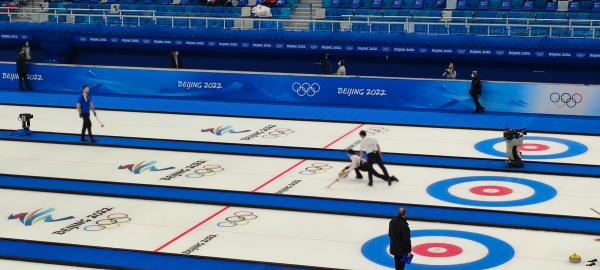 豫米探冬奥｜“冰立方”里冷得像冰箱？不存在！看台上不用穿棉衣休闲区蓝鸢梦想 - Www.slyday.coM