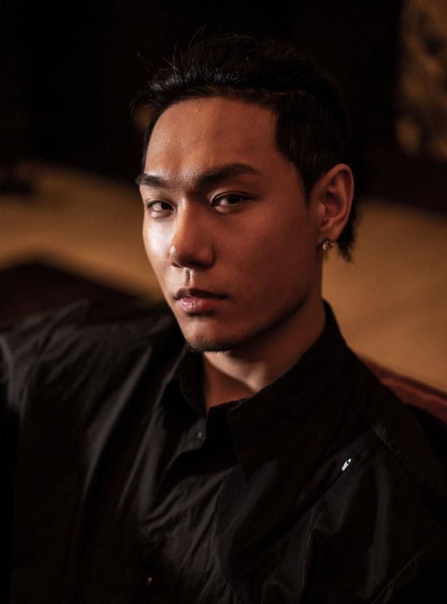 哪位男rapper是你心中的颜值天花板?__财经头条