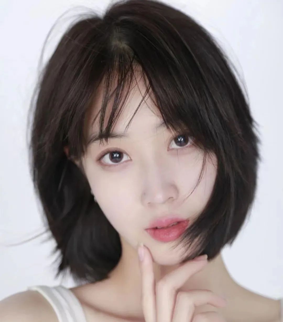 "纯欲天花板短发."|短发|刘海|奶茶色_新浪新闻