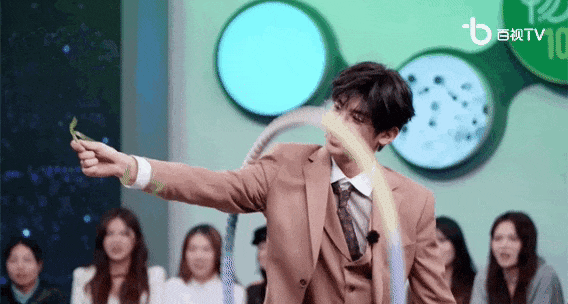 路人又双叒叕爆梗了?不愧是《极限挑战》第十季