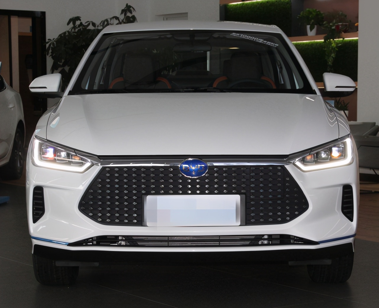 喜提比亚迪e3,裸车价格12.88万元,到底值不值?