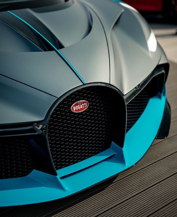 布加迪 divo 酷炫十足!